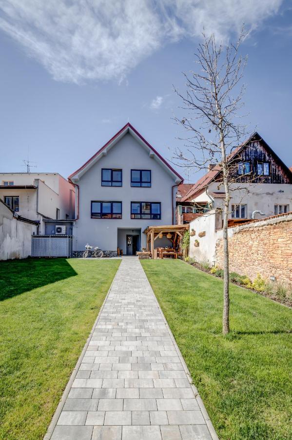 Design Pension Twenty 20 Poděbrady Esterno foto